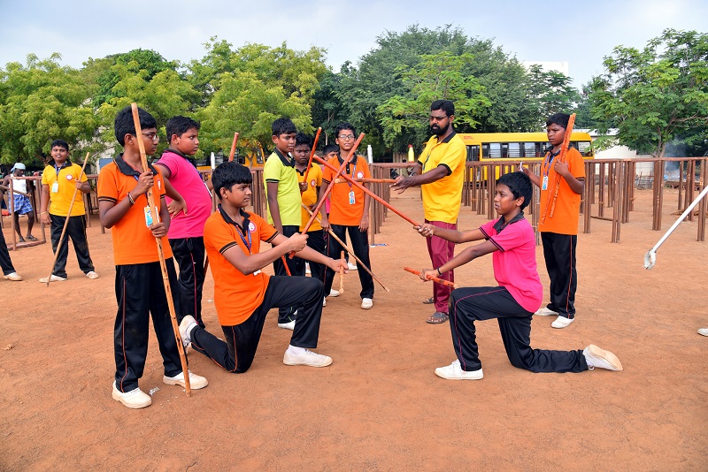 student silambam class